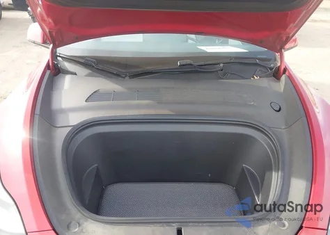 2020 Tesla Model Y Long Range Dual Motor All-Wheel Drive/Performance Dual Motor All-Wheel Drive from USA, damaged, VIN 5YJYGDEF8LF019145